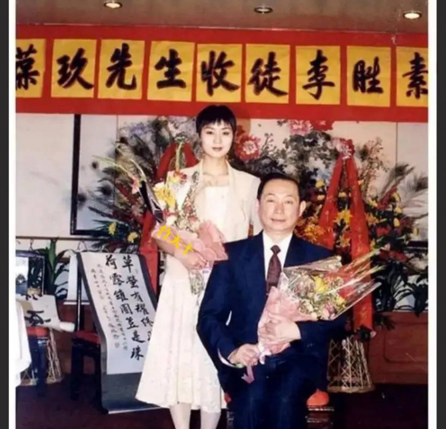 ❤️❤️❤️蘇暢❤️最新作品-粉紅色情趣內衣，一路從床上抽插到沙髮！