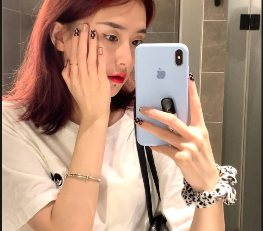 ❤️❤️❤️約炮大神「狠台北」遲到的外送員被淫蕩客戶說幹爆她才有好評