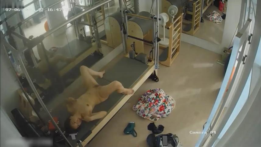 ❤️❤️❤️推特27萬粉清純福利姬「小酒醬」✨雙馬尾蘿莉塔和粉絲約線下足交啪啪