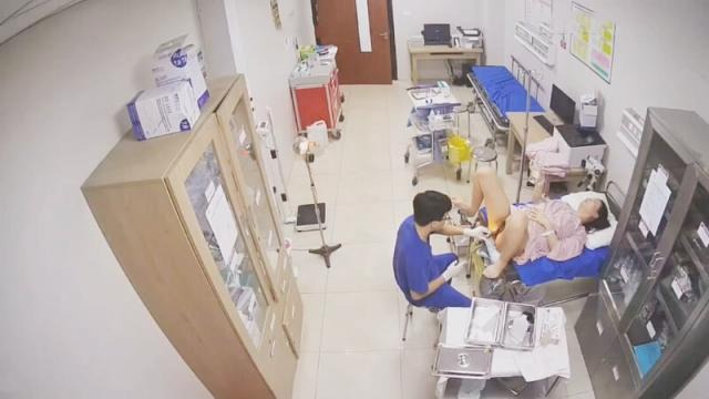 ❤️❤️❤️湖南省人民醫院副院長祖雄兵與眼科主任曾琦婚內雙雙出軌❤️大搞權色交易家中偷歡視頻被曝光