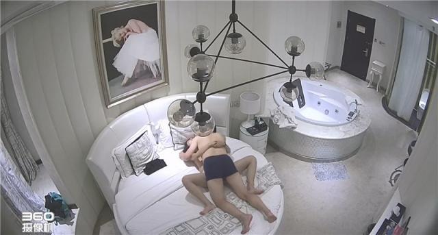 ❤️❤️❤️外圍小蘿莉妹妹非常的瘦很聽話叫換姿勢沒有一點怨言身體很敏感操一下就叫