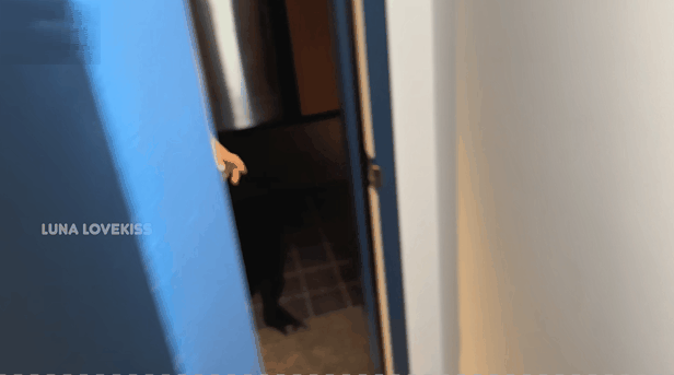 ❤️❤️❤️空姐走錯房間幹脆直接和富豪幹柴烈火被大長屌各種姿勢幹的淫叫不斷