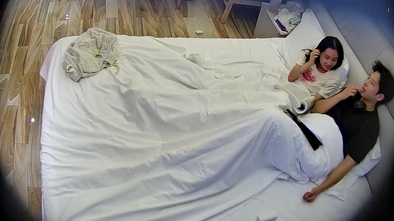 ❤️❤️❤️欲女孕婦第一場以為接單賺奶粉,誰知欲求竟不滿-4K字幕版!