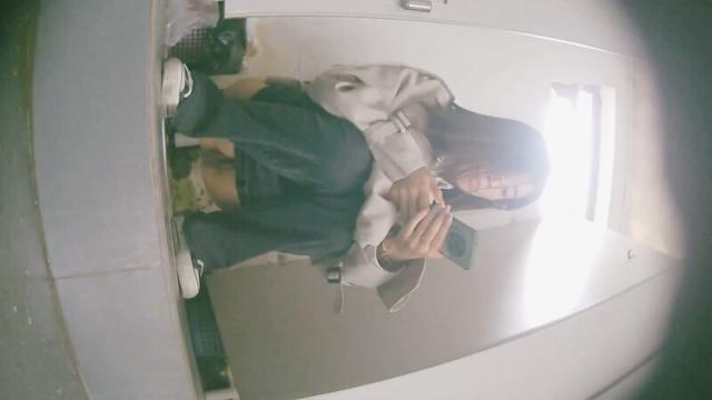 ❤️❤️❤️麻豆傳媒淩薇MD-0153黑絲美腿淫亂盛宴,新人性感3P首秀