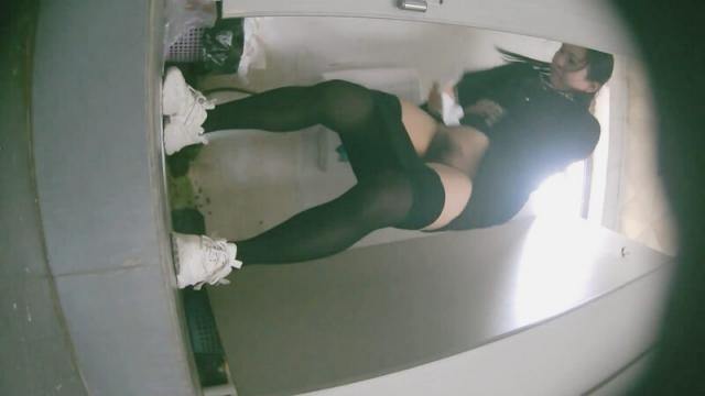 ❤️❤️❤️麻豆傳媒淩薇MD-0153黑絲美腿淫亂盛宴,新人性感3P首秀