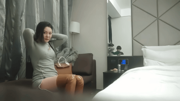 ❤️❤️❤️P站Miuzxc性感越南妹穿著黑絲襪啪啪做愛潮噴