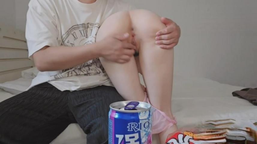 ❤️❤️❤️炮王恩凯SOLO艾悠,街头访问年轻人喝酒聚集地,遇上失恋巨乳美女初试一夜情DA-82