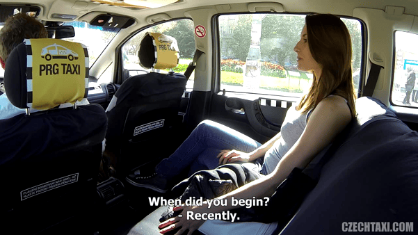 ❤️❤️❤️6個嫩妹同框啊，他是怎麼說服那麼多妹子放開拍攝的？應該是超能力！趁機鹹豬手每個都不放過