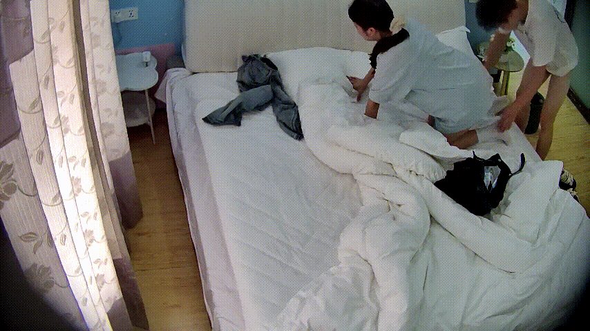 ❤️❤️❤️極品御姐直播黑絲道具自慰噴尿噴水看起來很淑女其實是條騷母狗