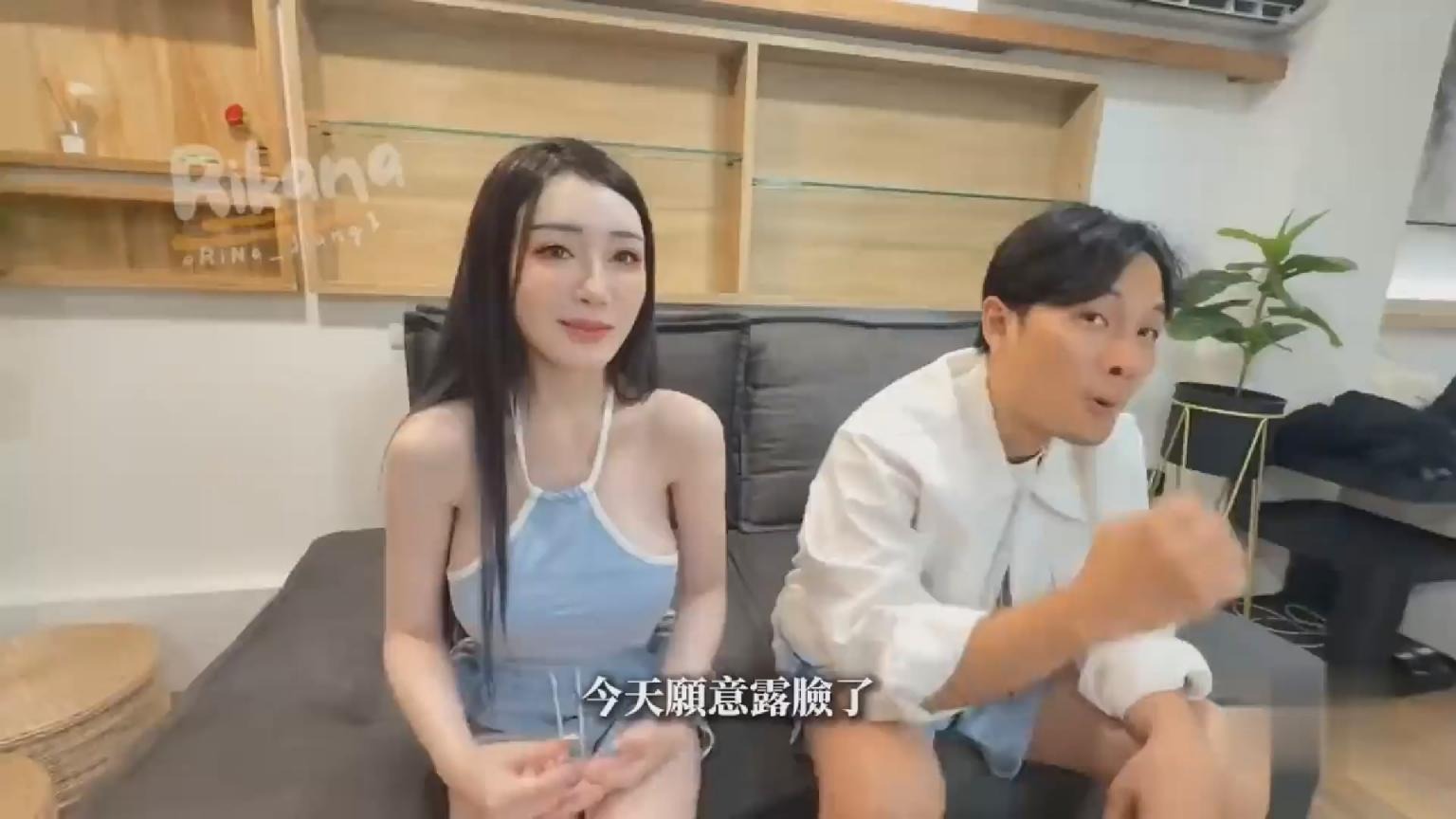 ❤️❤️❤️EdMosaicEDEA-615想被插到壞掉!白虎穴塞觸手、屁穴也被塞滿嘴里也含著兩根三洞同時開操