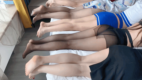 ❤️❤️❤️6個嫩妹同框啊，他是怎麼說服那麼多妹子放開拍攝的？應該是超能力！趁機鹹豬手每個都不放過