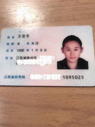 ❤️❤️❤️EdMosaicEDEA-615想被插到壞掉!白虎穴塞觸手、屁穴也被塞滿嘴里也含著兩根三洞同時開操