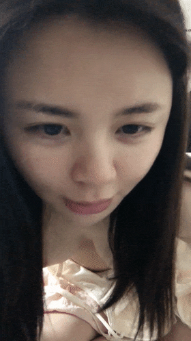 ❤️❤️❤️一王兩後,推特炮神【begezyy】雙飛甜美姐妹花,躺著不動,享受著帝王般服務