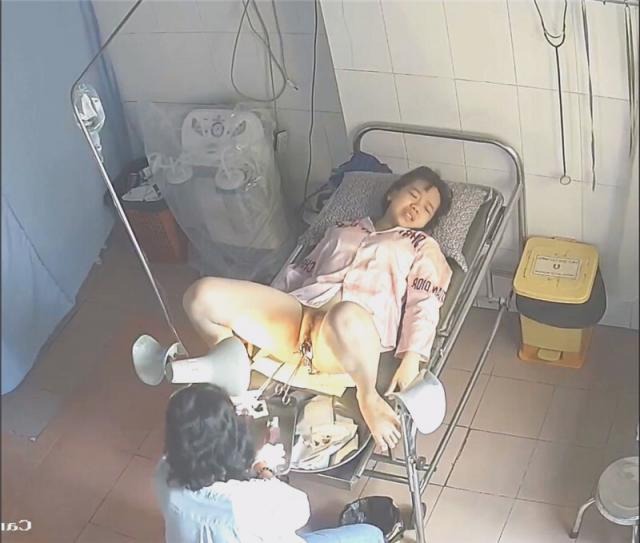 ❤️❤️❤️真實記錄姐姐陪著妹妹❤️來做陰道內窺鏡檢查