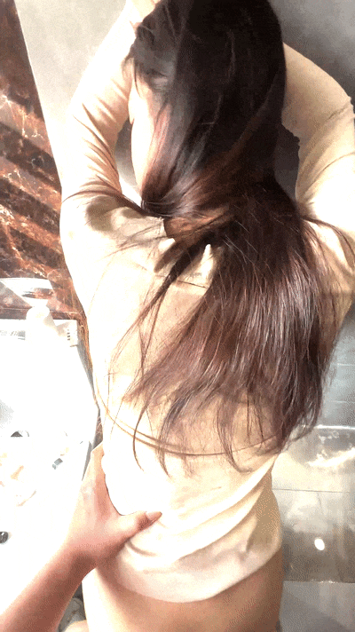 ❤️❤️❤️清純學妹，被幹尿，完美露臉，床單上濕了一大片，長得不錯！