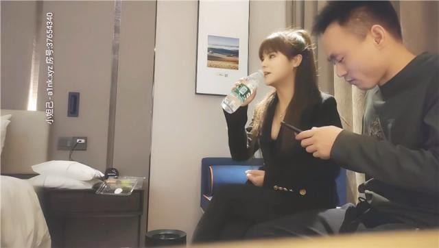 ❤️❤️❤️台灣博主黑傑克(Blackxxxx21)無套內射-超正SOGO櫃姐(臉部薄碼剪輯版)