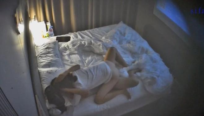 ❤️❤️❤️《表妹的肉體妥協》威脅淫蕩表妹淫穴侍奉❤️口足穴瘋狂榨精-揉月