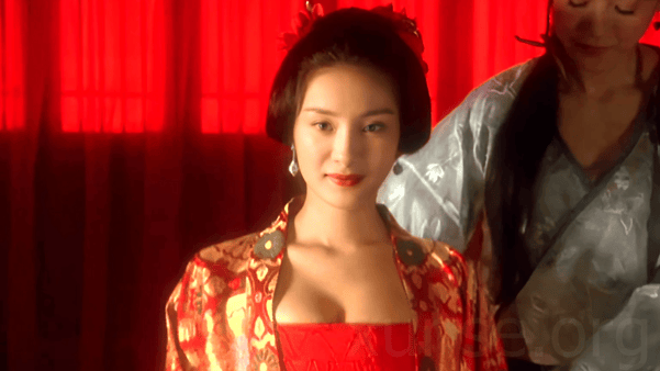 ❤️❤️❤️看樣子是上司帶下屬出來偷腥女人身材模樣是真極品這胸這屁股都沒得說