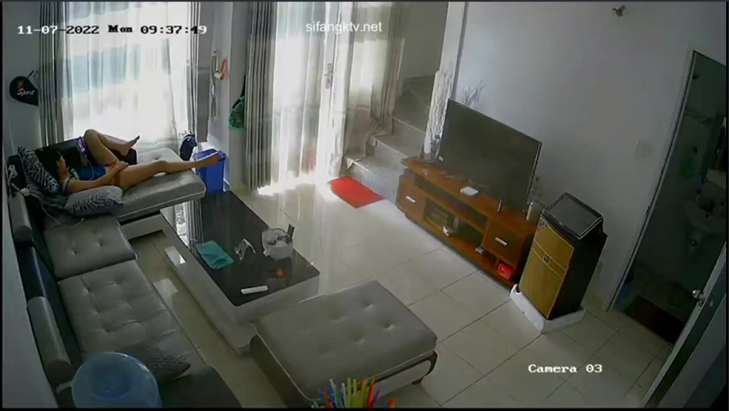 ❤️❤️❤️前女團成員，高顏頂級名媛財閥母狗【sunwall韓善月】無水印原版2部，NTR絲襪強制進入房車車震