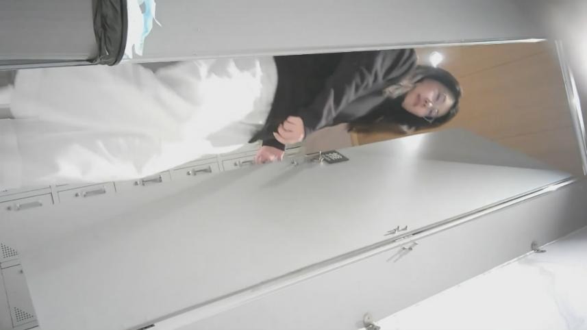 ❤️❤️❤️「狠台北」室友有難出屌相救幹爆她的多汁肥臀