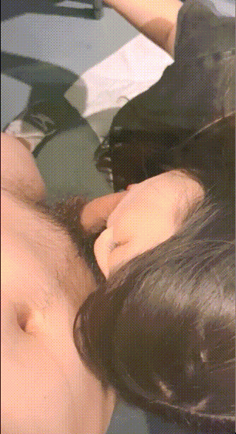 ❤️❤️❤️良家範風情萬種，小穴粉嫩猶如少女，區別是水太多了，家中大尺度