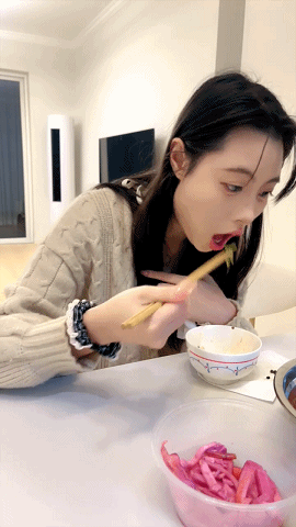 ❤️❤️❤️男子趁妻子外出小姨子上門偷歡全程記錄欲火纏綿激情畫面流出