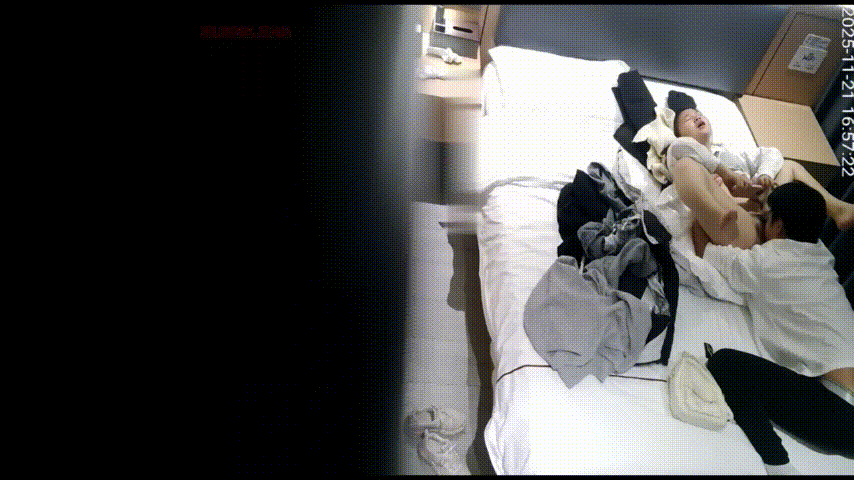 ❤️❤️❤️絕世美少女❤️Myfansalnstx【全臉曝光】與入住的“Riyo-chan”的睡前性愛無碼破解版