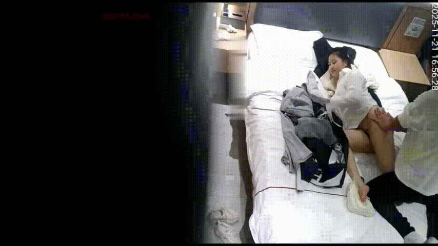 ❤️❤️❤️絕世美少女❤️Myfansalnstx【全臉曝光】與入住的“Riyo-chan”的睡前性愛無碼破解版