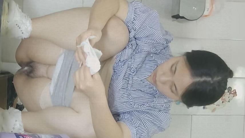 ❤️❤️❤️極品白虎御姐【小米姬】可愛的台灣女孩為了辭掉收銀員工作嘗試拍攝色情片