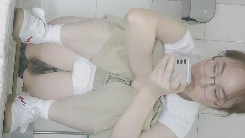 ❤️❤️❤️極品白虎御姐【小米姬】可愛的台灣女孩為了辭掉收銀員工作嘗試拍攝色情片