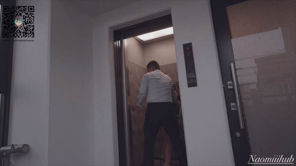 ❤️❤️❤️有的女人看起來端莊可一旦擊碎她們內心的防線她們就會變得瘋狂淫蕩淫蕩不堪的樣子就是對她們最好的羞辱了!