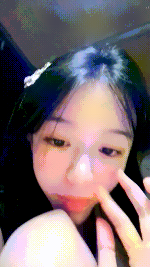 ❤️❤️❤️【AI明星換臉】【佟麗婭】遊湖時撕開黑絲襪來個船震，激情又刺激！