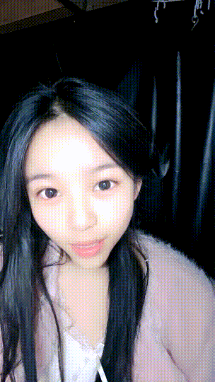 ❤️❤️❤️【AI明星換臉】【佟麗婭】遊湖時撕開黑絲襪來個船震，激情又刺激！