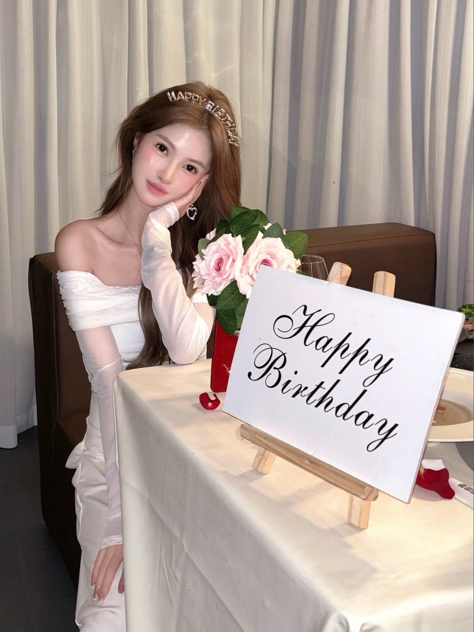 ❤️❤️❤️【劉玥李月如】兩位黑絲美女再度合作和金主爸爸玩雙飛