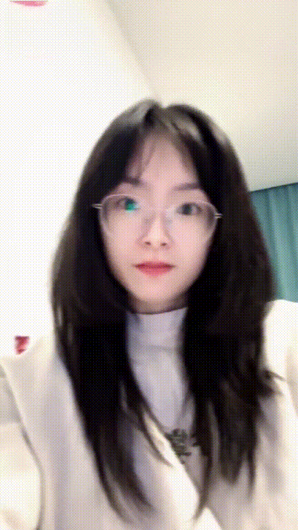 ❤️❤️❤️身材苗條小貧乳第一次和大洋吊做愛很興奮被各種體位無套猛懟內射小粉穴