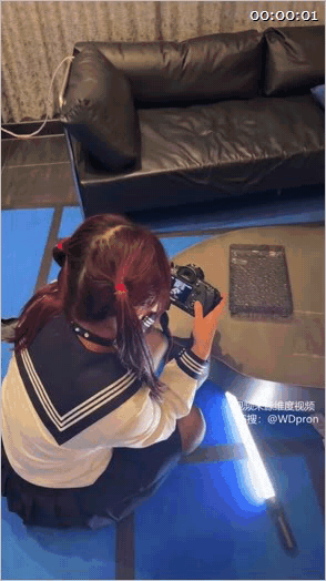 超极品反差博主【小鲸鱼】2026付费群作品，最喜欢被压头深[MP4251.12MBwindfiles]