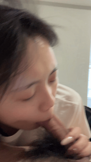 ❤️❤️❤️寂寞的夜晚KTV跟美女飲酒高歌大奶子有些害羞酒店偷拍香艷場景勁爆刺激