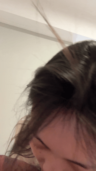❤️❤️❤️寂寞的夜晚KTV跟美女飲酒高歌大奶子有些害羞酒店偷拍香艷場景勁爆刺激